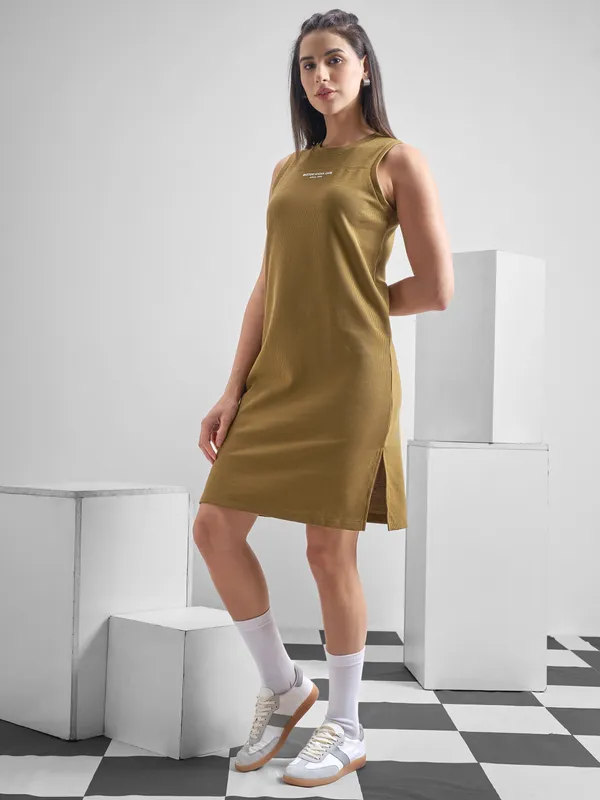 Street By Tokyo Talkies Women Brown Solid T-Shirt Dress