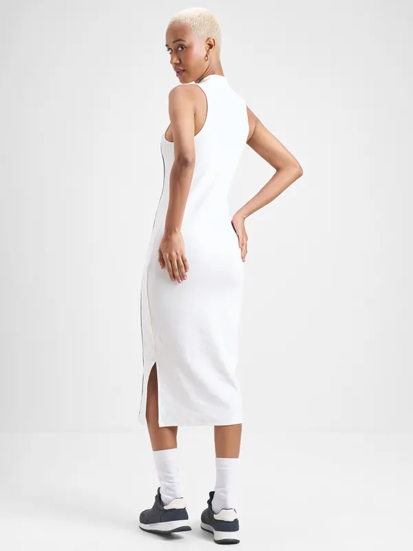 Street By Tokyo Talkies Women White Solid Bodycon Dress