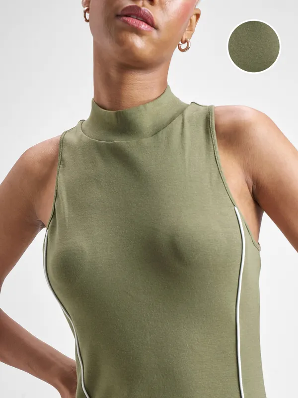 Street By Tokyo Talkies Women Olive Solid Bodycon Dress