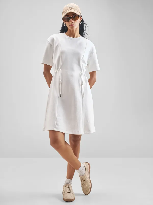 Street By Tokyo Talkies Women White Solid Fit And Flare Dress