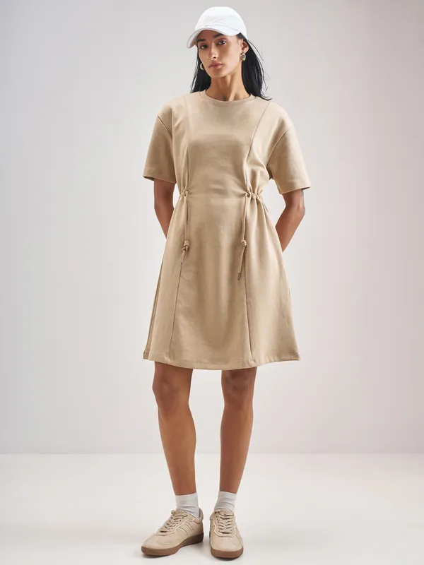 Street By Tokyo Talkies Women Beige Solid Fit And Flare Dress