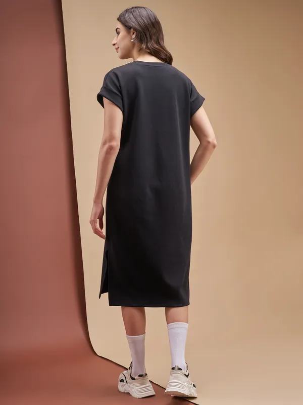 Street By Tokyo Talkies Women Black Solid T-shirt Dress