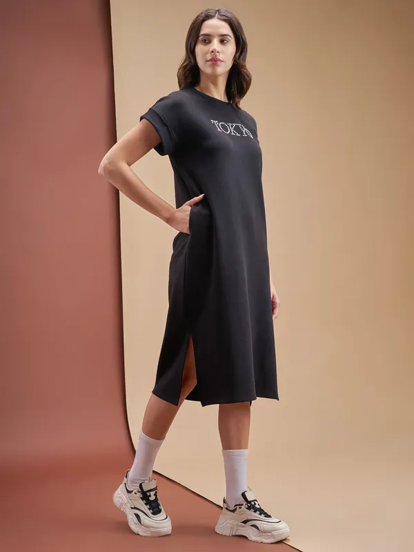 Street By Tokyo Talkies Women Black Solid T-shirt Dress