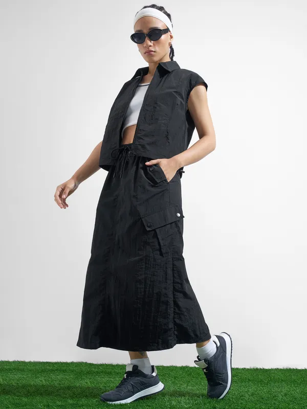 Street By Tokyo Talkies Women Black Open Front Jacket