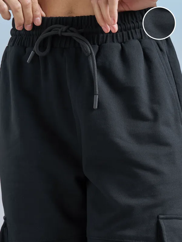 Street By Tokyo Talkies Women Black Solid Relaxed Fit Cargos