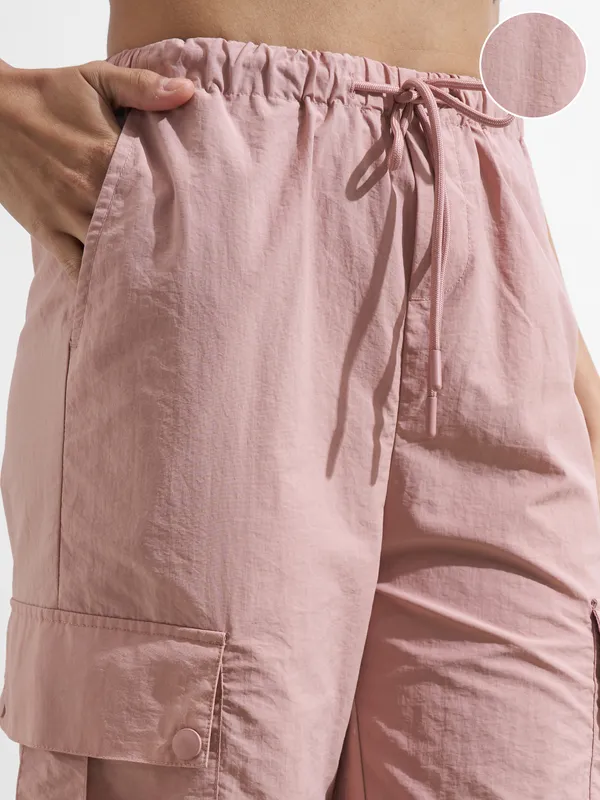 Street By Tokyo Talkies Women Pink Solid Regular Fit Cargos