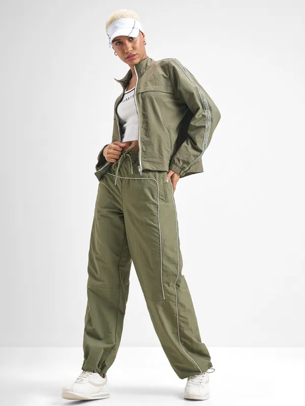 Street By Tokyo Talkies Women Green Solid Straight Fit Regular