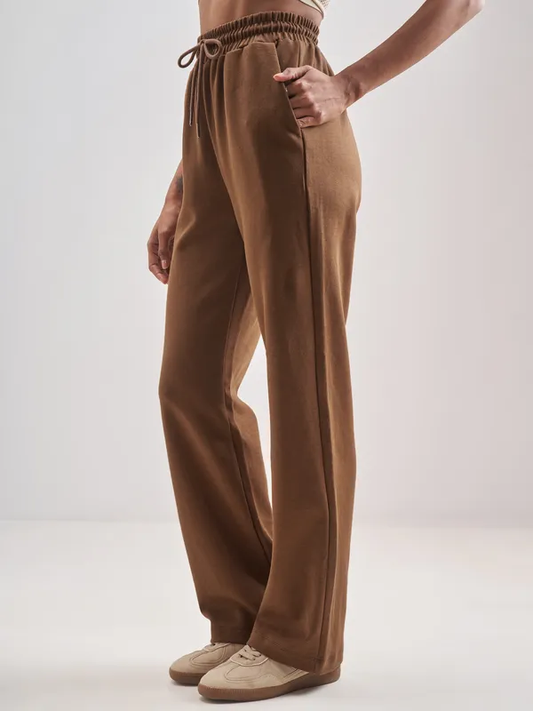 Street By Tokyo Talkies Women Brown Solid Regular Fit Trouser