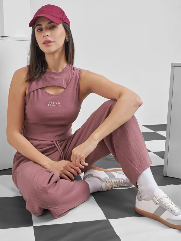 Street By Tokyo Talkies Women Mauve Solid Regular Top