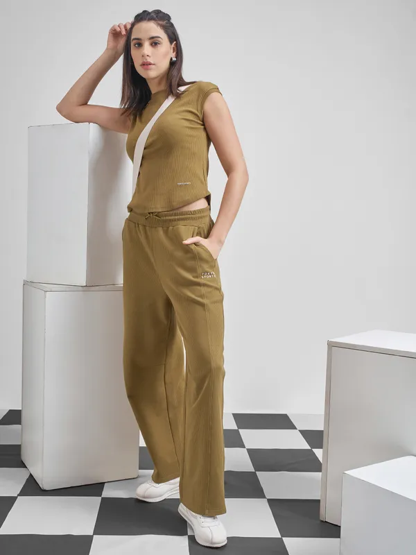 Street By Tokyo Talkies Women Brown Solid Regular Top