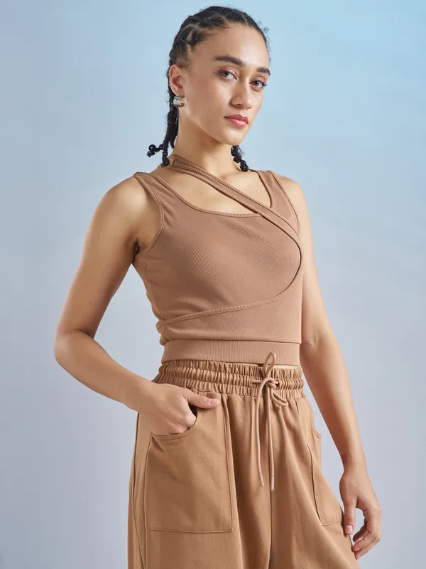 Street By Tokyo Talkies Women Brown Solid Regular Top