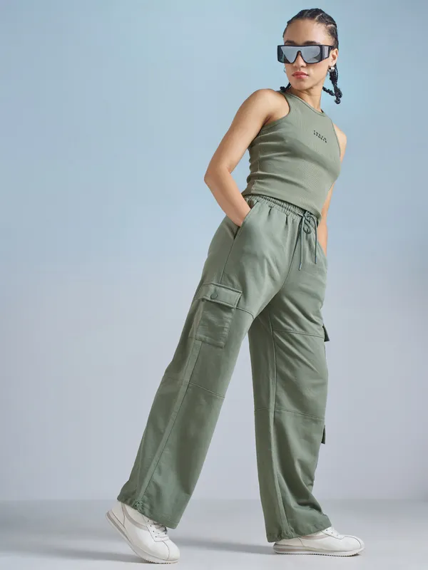 Street By Tokyo Talkies Women Olive Solid Regular Top