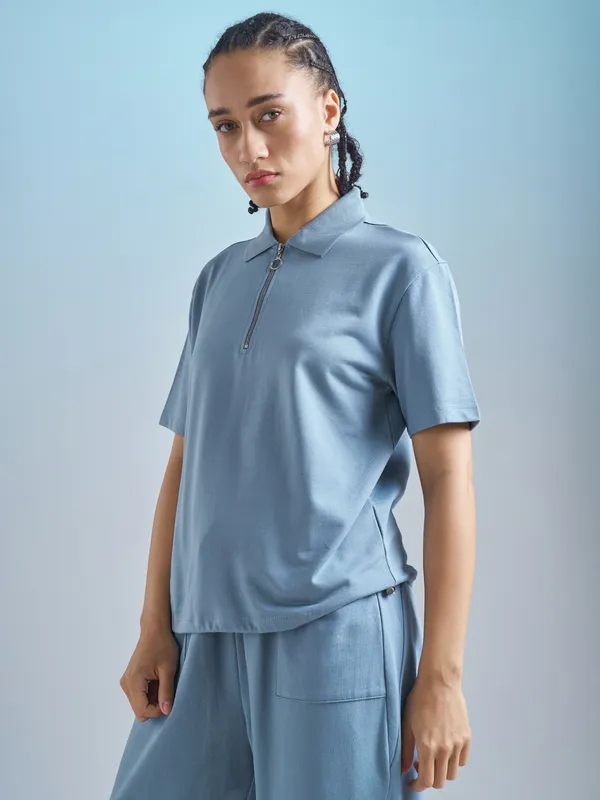 Street By Tokyo Talkies Women Blue Solid Regular Top