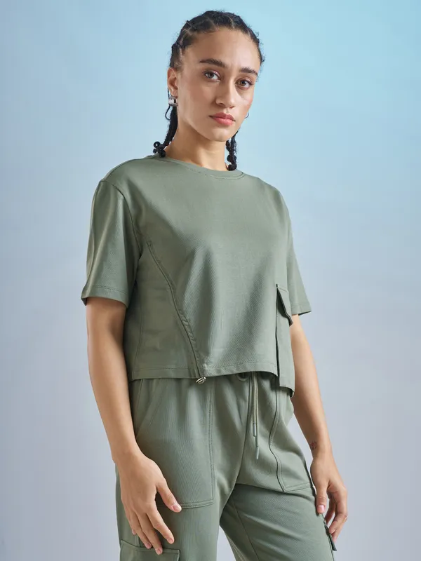 Street By Tokyo Talkies Women Olive Solid Regular Top