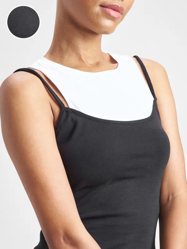 Street By Tokyo Talkies Women Black Solid Tank Top