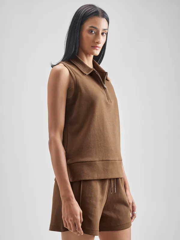 Street By Tokyo Talkies Women Brown Solid Regular Top