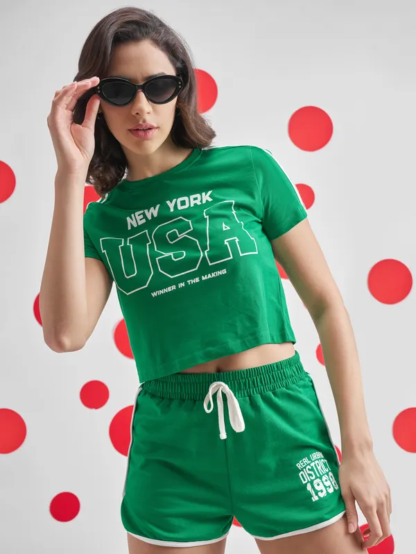 Street By Tokyo Talkies Women Green Printed Round Neck T-Shirt