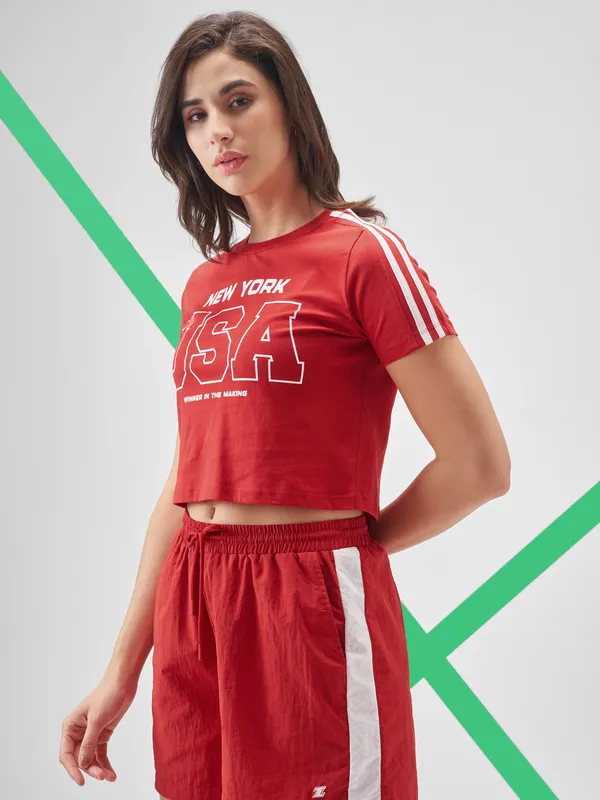 Street By Tokyo Talkies Women Red Printed Round Neck T-Shirt