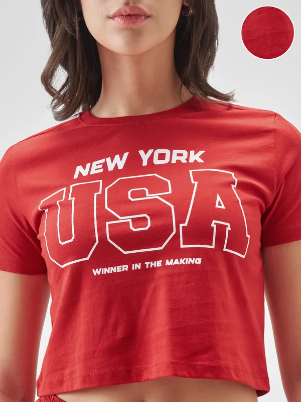 Street By Tokyo Talkies Women Red Printed Round Neck T-Shirt