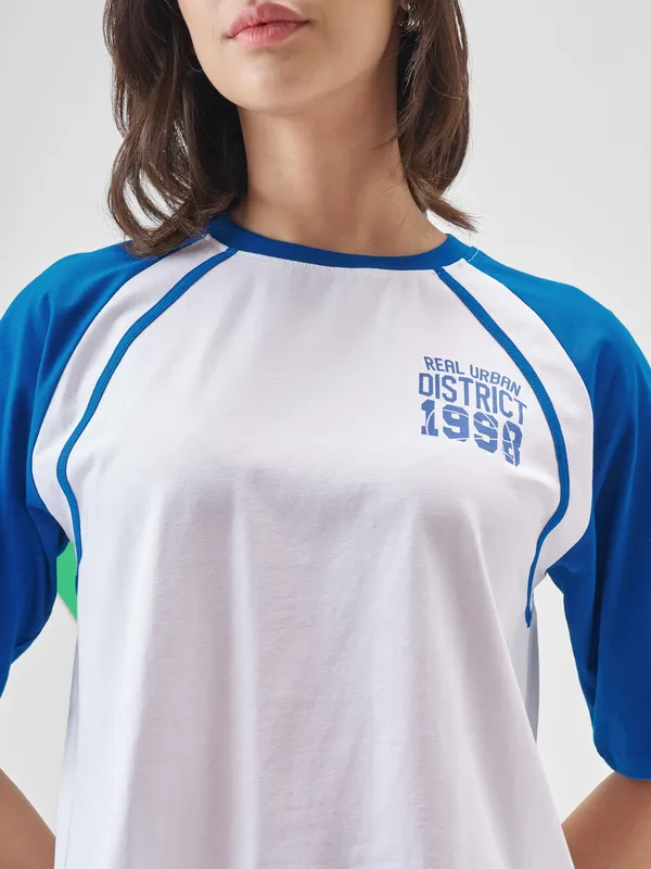 Street By Tokyo Talkies Women White Printed Round Neck T-Shirt