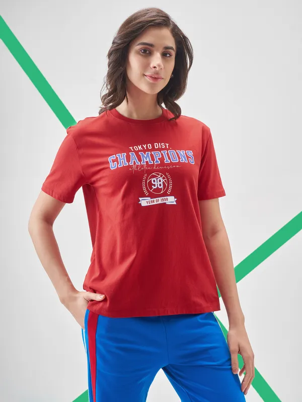 Street By Tokyo Talkies Women Red Printed Round Neck T-Shirt