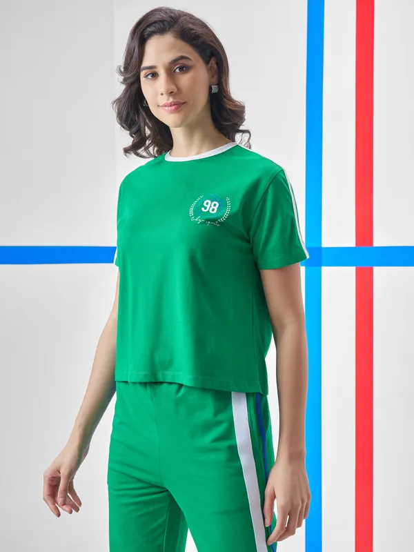 Street By Tokyo Talkies Women Green Printed Round Neck T-Shirt