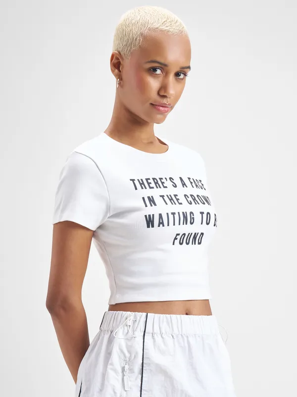 Street By Tokyo Talkies Women White Printed Round Neck T-Shirt