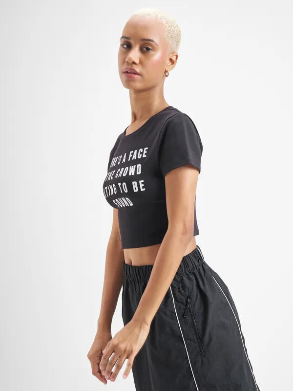 Street By Tokyo Talkies Women Black Printed Round Neck T-Shirt