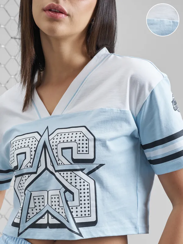 Street By Tokyo Talkies Women Blue Printed V-Neck T-Shirt