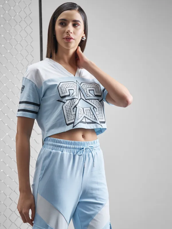 Street By Tokyo Talkies Women Blue Printed V-Neck T-Shirt