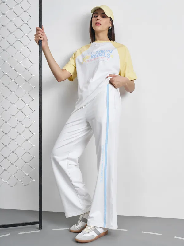 Street By Tokyo Talkies Women White Printed Round Neck Oversized Fit T-Shirt