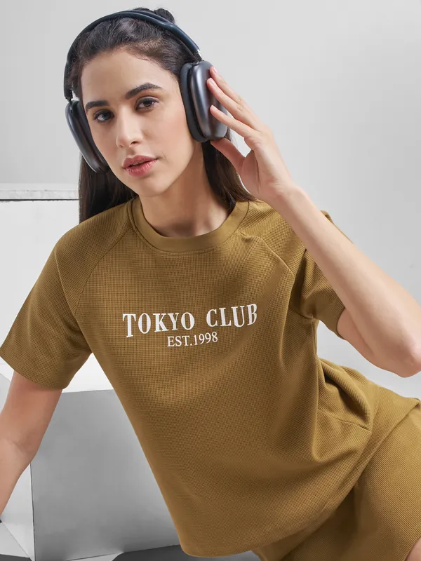 Street By Tokyo Talkies Women Brown Printed Round Neck T-Shirt