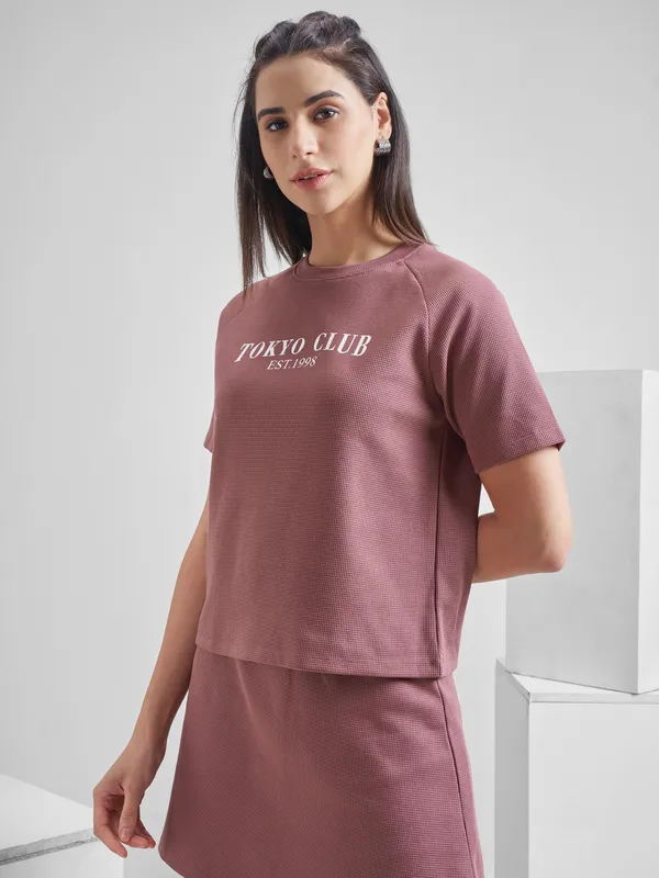 Street By Tokyo Talkies Women Purple Printed Round Neck T-Shirt