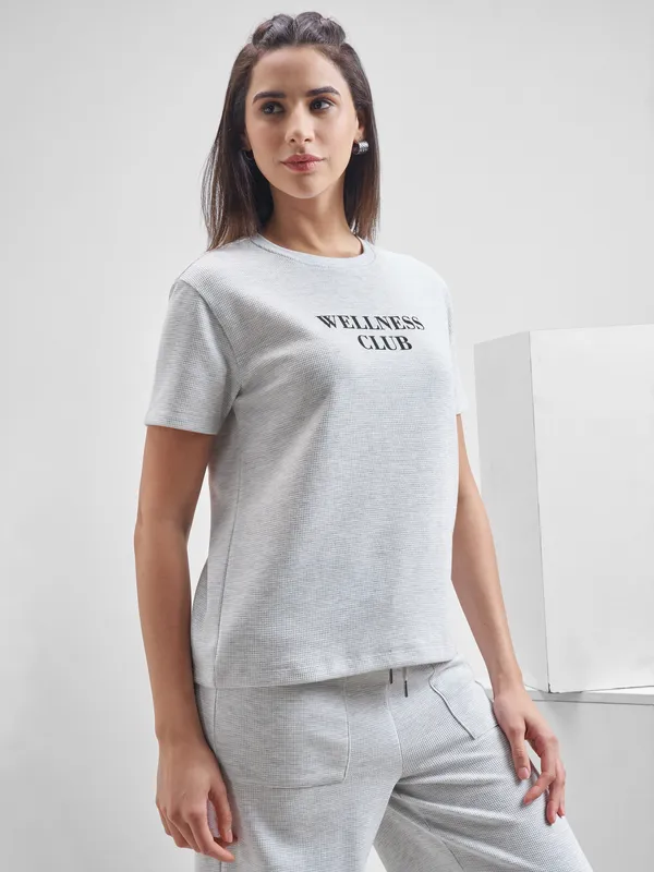 Street By Tokyo Talkies Women Grey Printed Round Neck T-Shirt