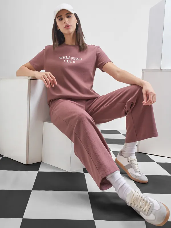 Street By Tokyo Talkies Women Purple Printed Round Neck T-Shirt