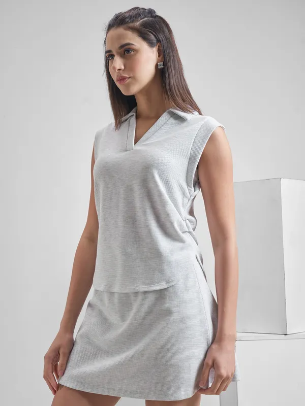 Street By Tokyo Talkies Women Grey Solid Polo Collar Oversized Fit T-Shirt