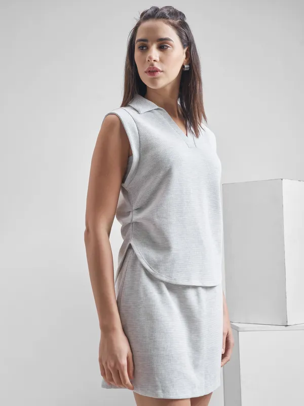 Street By Tokyo Talkies Women Grey Solid Polo Collar Oversized Fit T-Shirt