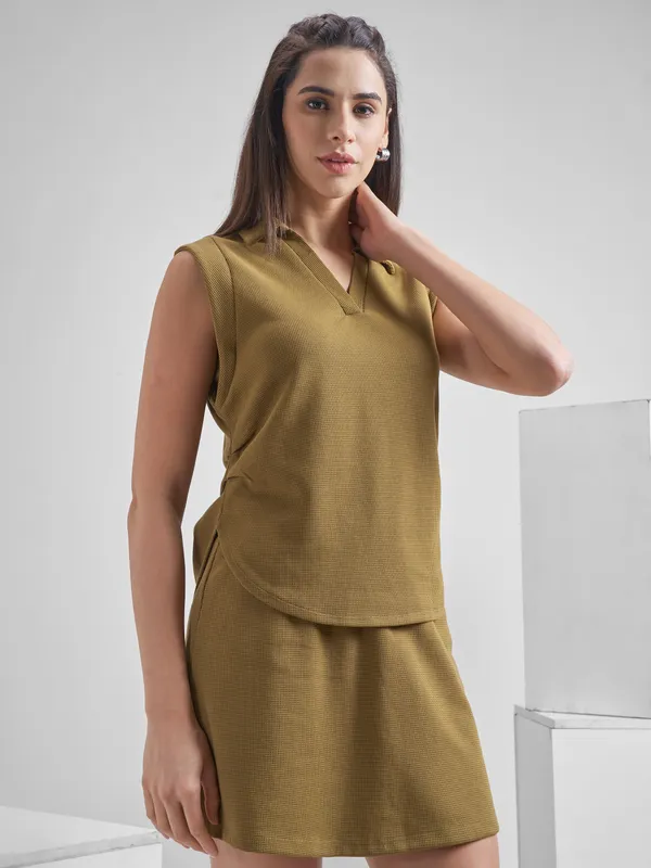 Solid Oversized Fit T-Shirt