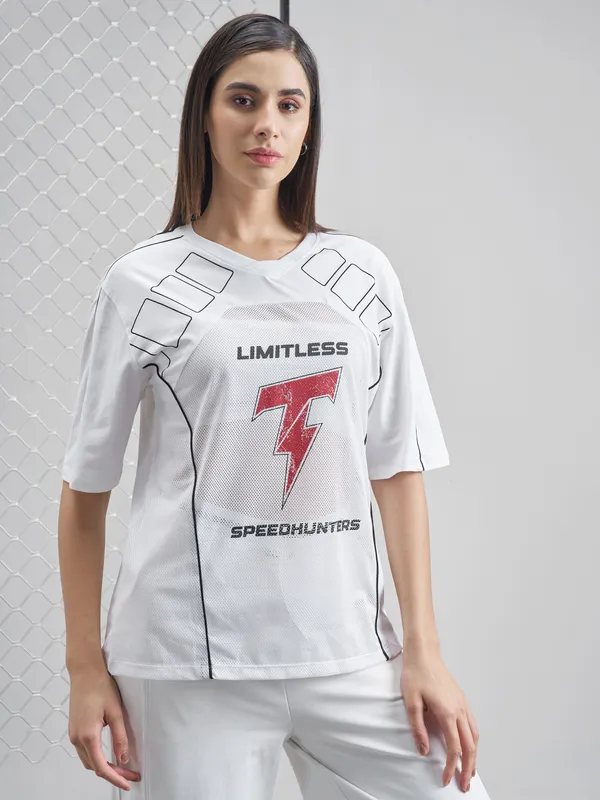 Street By Tokyo Talkies Women White Printed Round Neck Oversized Fit T-Shirt