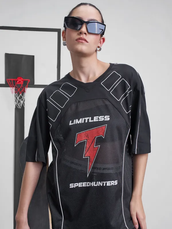 Street By Tokyo Talkies Women Black Printed Round Neck Oversized Fit T-Shirt