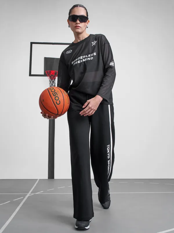 Street By Tokyo Talkies Women Black Printed Round Neck T-Shirt