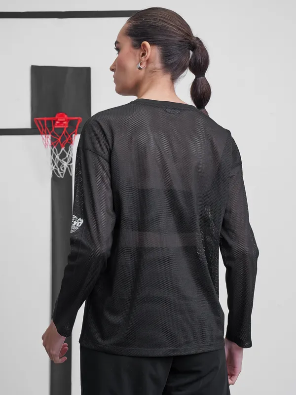 Street By Tokyo Talkies Women Black Printed Round Neck T-Shirt