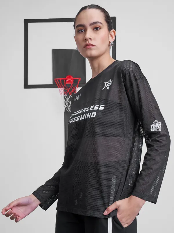 Street By Tokyo Talkies Women Black Printed Round Neck T-Shirt