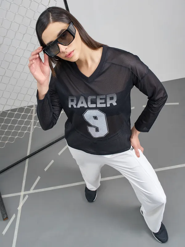 Street By Tokyo Talkies Women Black Printed V-Neck T-Shirt