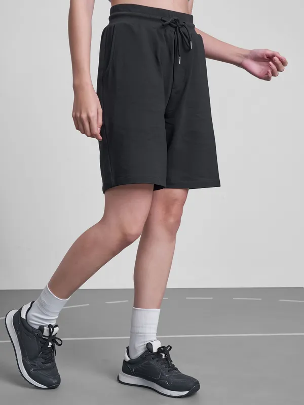 Street By Tokyo Talkies Women Black Regular Fit Bermuda Shorts