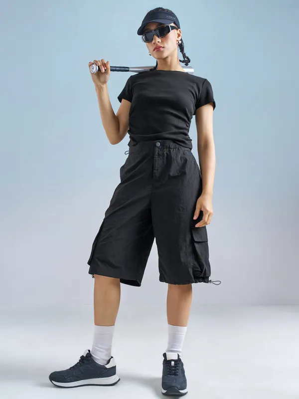Street By Tokyo Talkies Women Black Relaxed Fit Cargo Shorts
