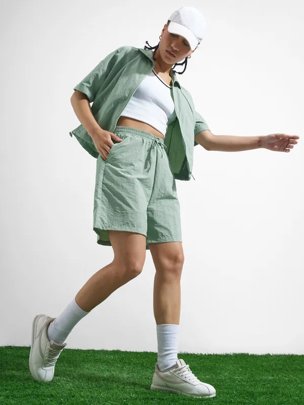 Street By Tokyo Talkies Women Green Regular Fit Shorts