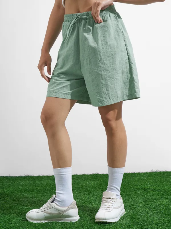 Street By Tokyo Talkies Women Green Regular Fit Shorts