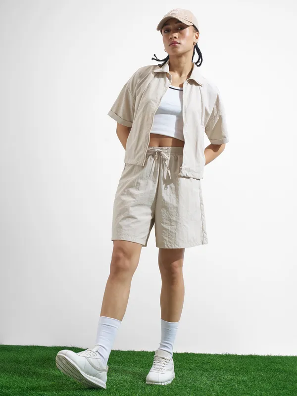 Street By Tokyo Talkies Women Beige Regular Fit Shorts