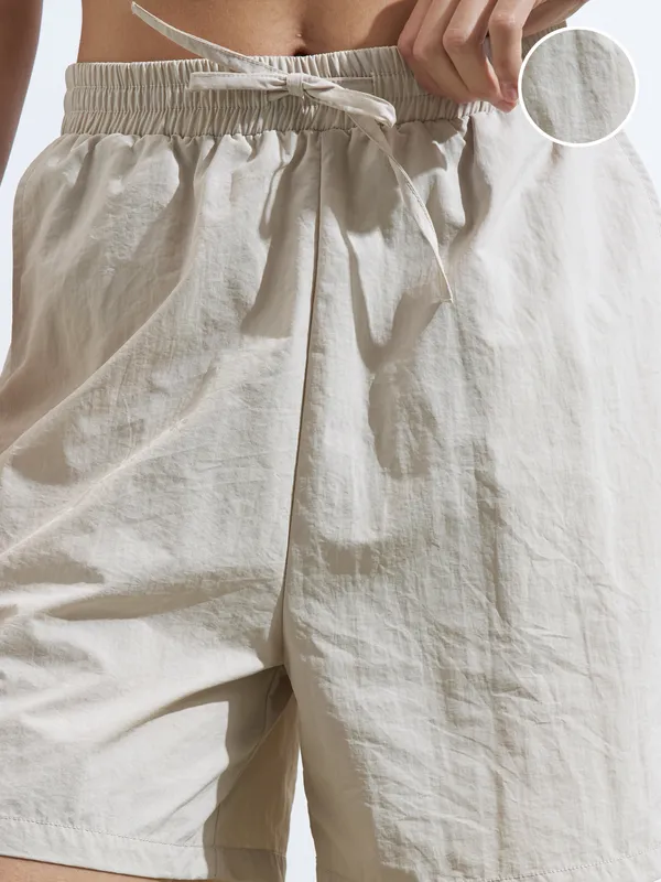 Street By Tokyo Talkies Women Beige Regular Fit Shorts